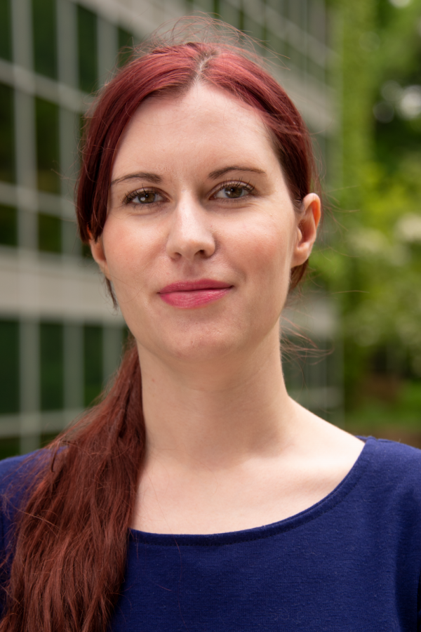 Julia Ezzo Julia Ezzo