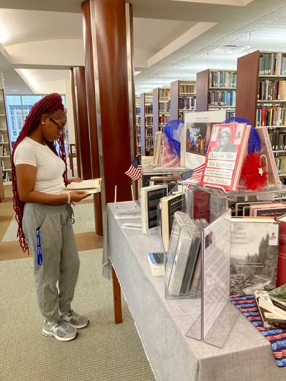 Booth Library, Eastern Illinois University