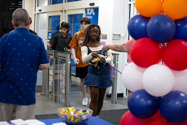 The University of Texas at Arlington Libraries